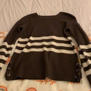 Olive green tied bottom sweater